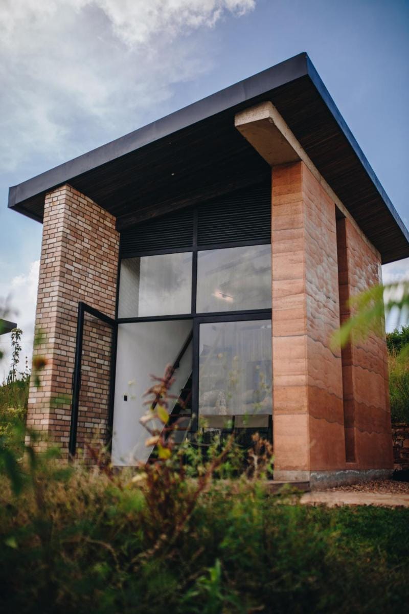 UMVA Muhazi - Adults Only Lodge in Africa