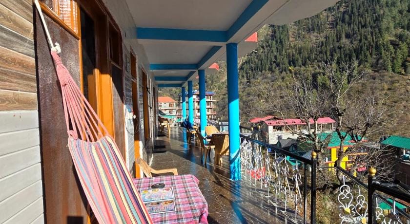 Shiva mountain guest house & Cafe Bed and Breakfast in Himachal Pradesh