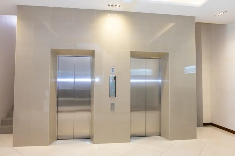 Fianna: Elegant Home for Business & Leisure Apartment in Lapu-Lapu City