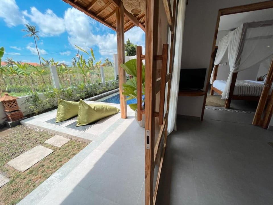 Villa 1BR in Canggu w/ Rice Field and Temple Views Villa in Mengwi