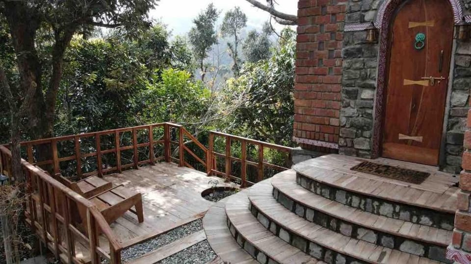 Two in a Den - Cabin Room for Couple Vacation rental in Uttarakhand