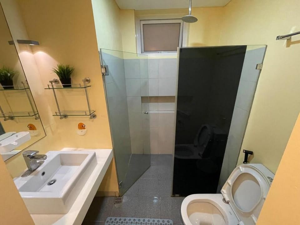 Pico De Loro Condo Miranda Vacation rental in Nasugbu
