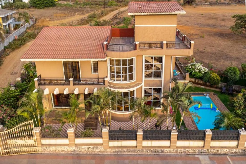 Moonlit Hills by VEO - Part of StayVista Villa in Lonavla