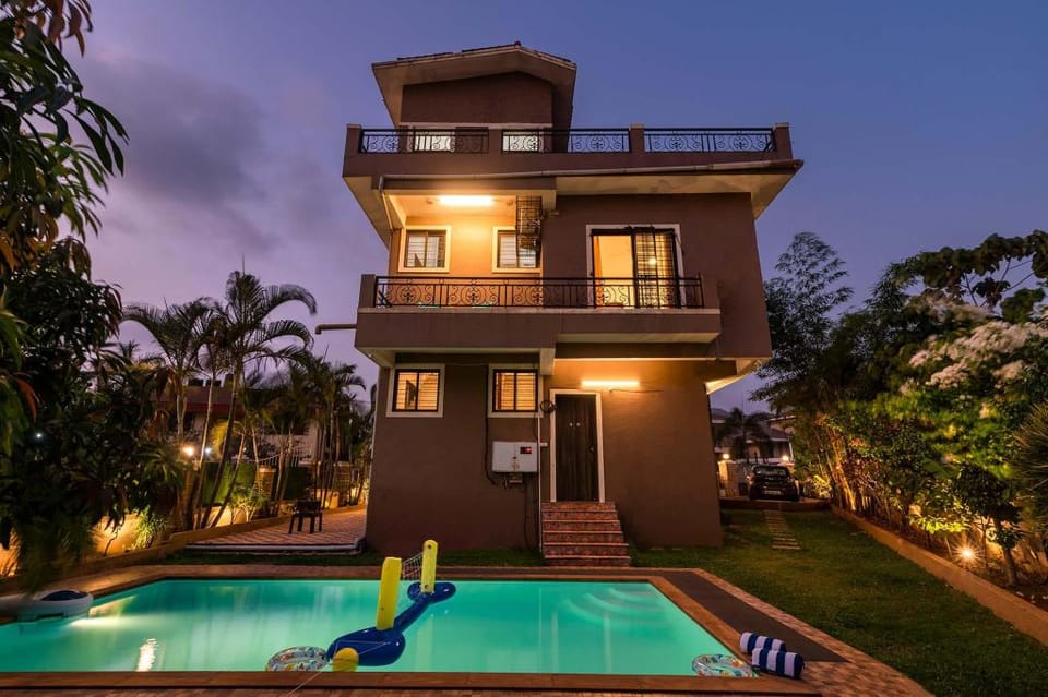 Moonlit Hills by VEO - Part of StayVista Villa in Lonavla