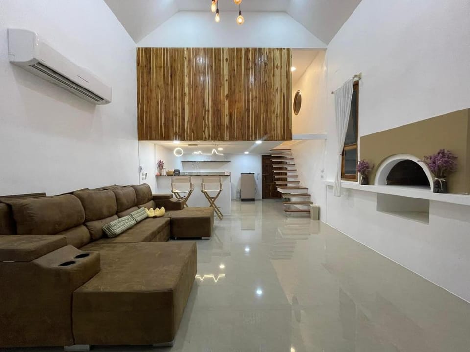 Baanjongrak Villa in Laos
