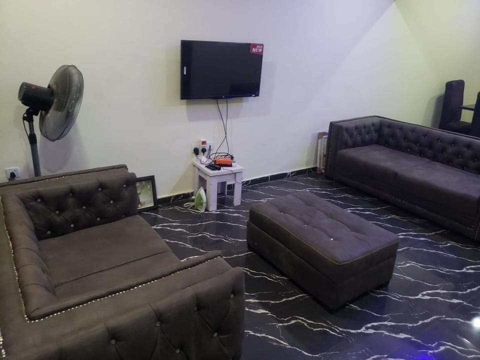 Deluxe 3 BR Apartment with Free WIFI Vacation rental in Nigeria