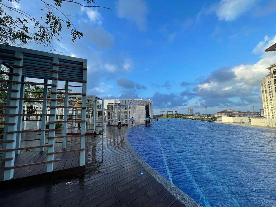 Luxury pool view Ayla Homestay at TROIKA Apartment in Malaysia