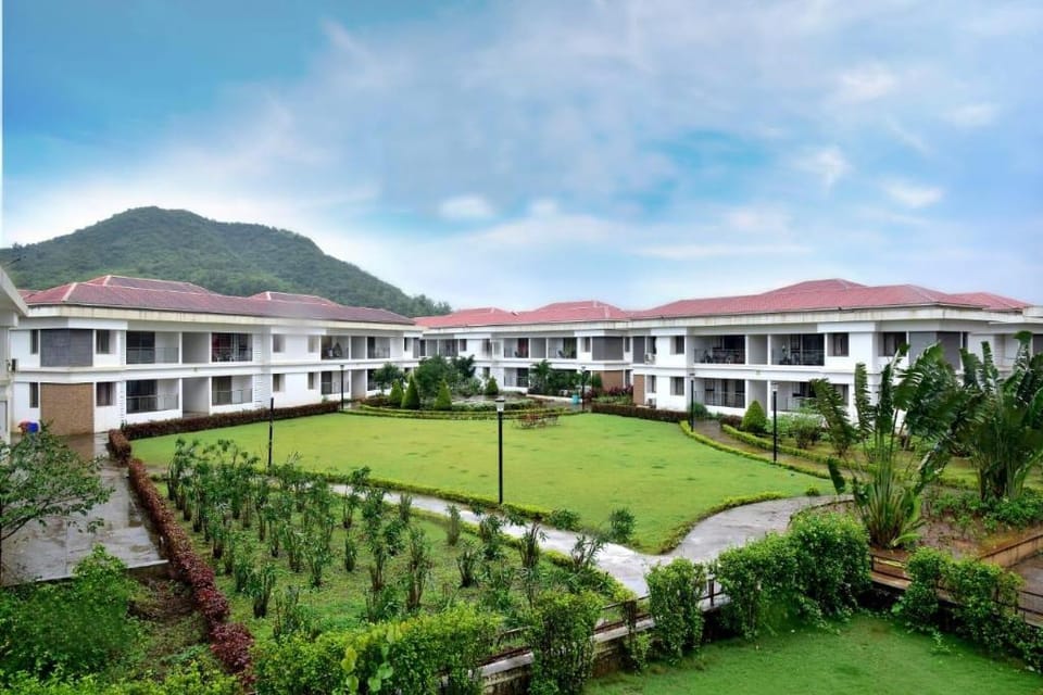 OVIS HOLIDAY RESORT Hotel in Maharashtra