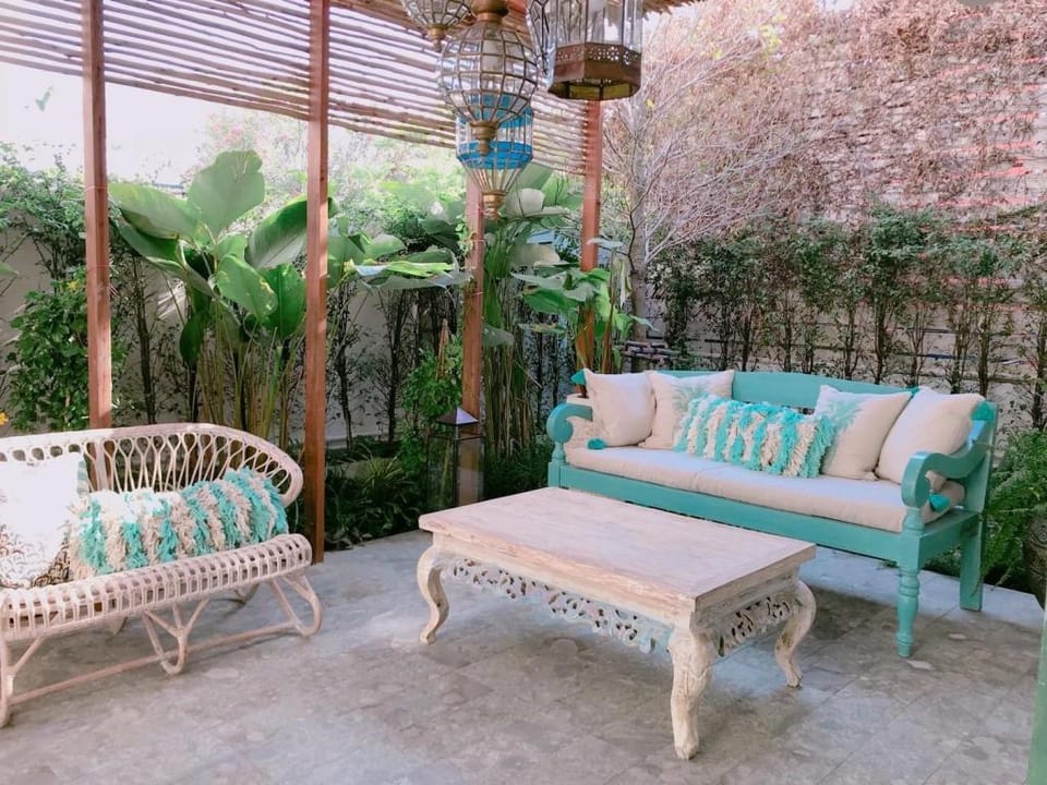Beach Access Retro Villa 4BR -VVH9.3 (Khao Takiab) Villa in Nong Kae