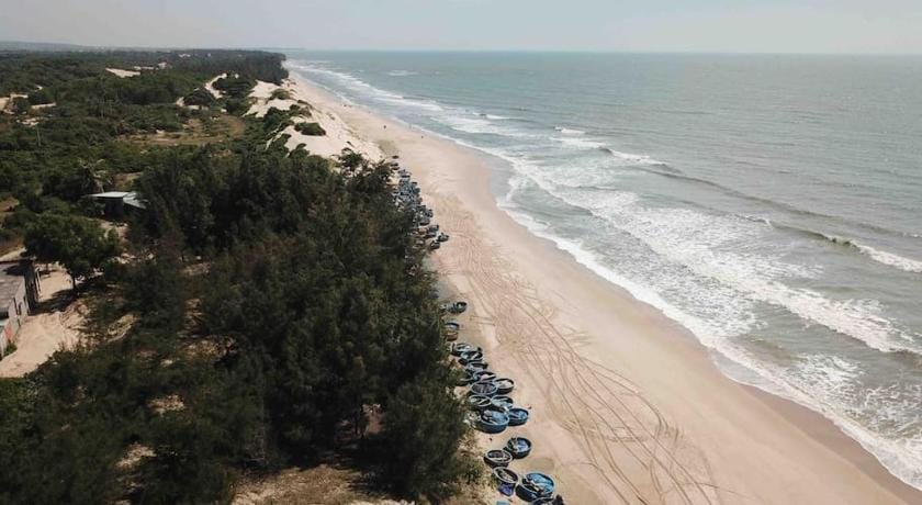 Fisherman Village Boutique Villas - Beach Front Villa in Bình Thuận Province