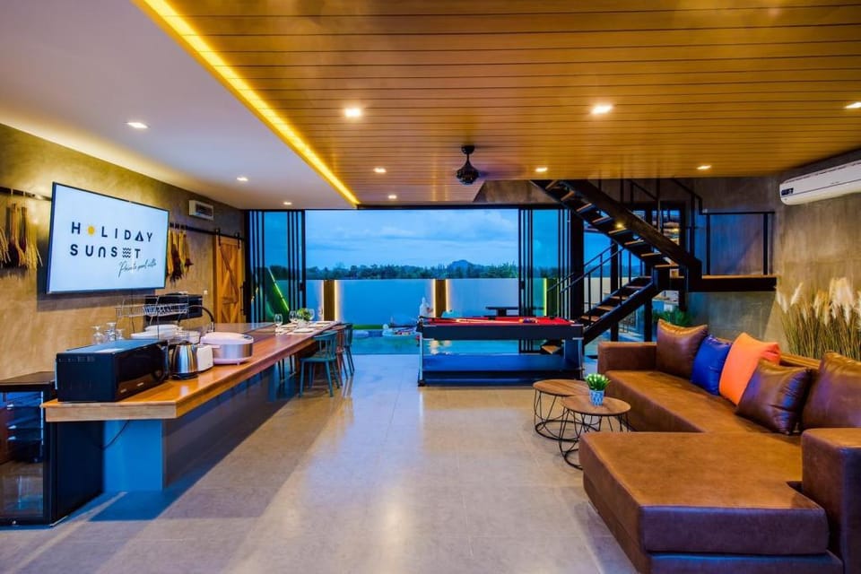 Perfect Contrast 4BR Pool Villa Slider - VVH19 Villa in Hua Hin District