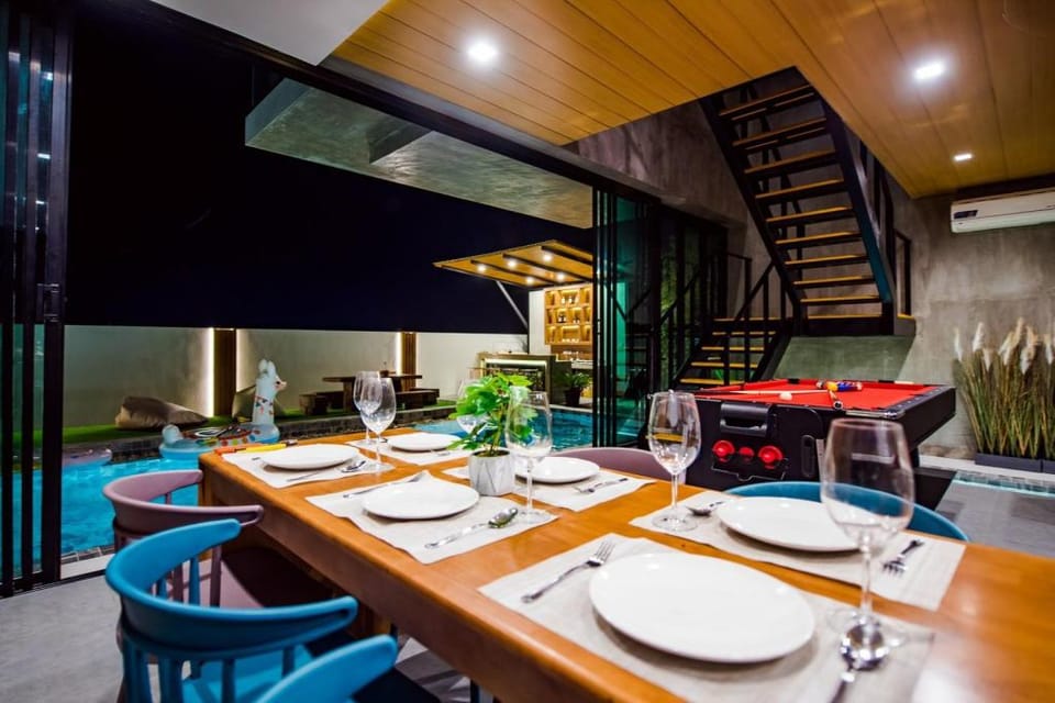 Perfect Contrast 4BR Pool Villa Slider - VVH19 Villa in Hua Hin District