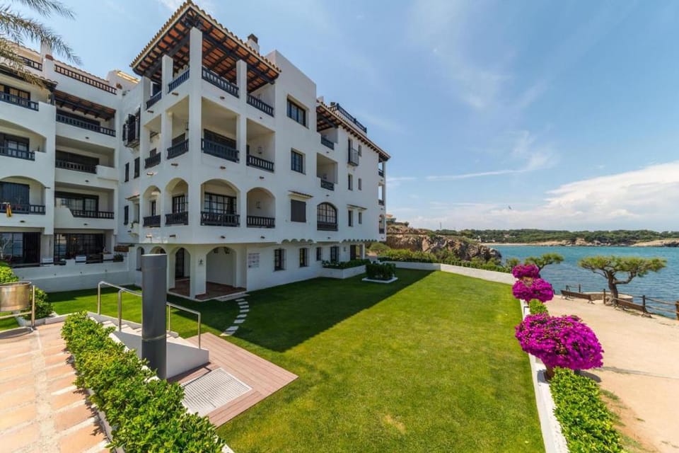 Lucia in L'Escala with 1 bedrooms and 1 bathrooms Apartment in L'Escala