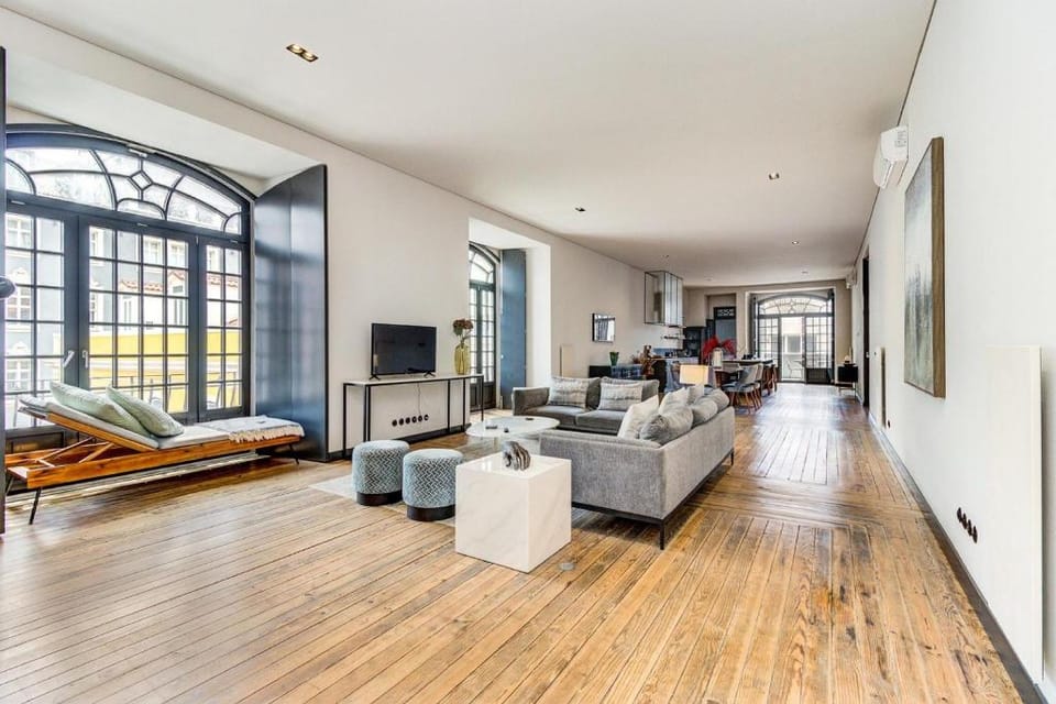Nomad's Time Out Market Lisbon - 3BDR Apartment in Lisbon