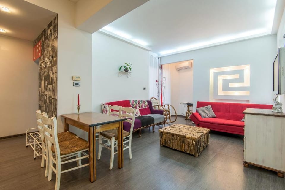 Top Centre Apartment next to "Vitosha Boulevard" Apartment in Sofia