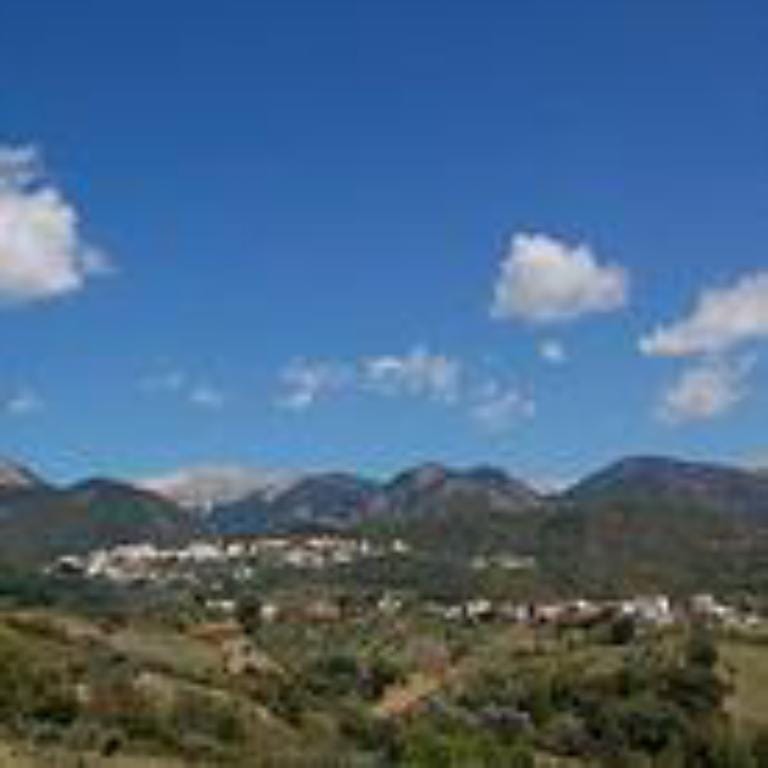 Stunning New Villa with Balcony, Parking, Sleeps 4 Apartment in Lazio
