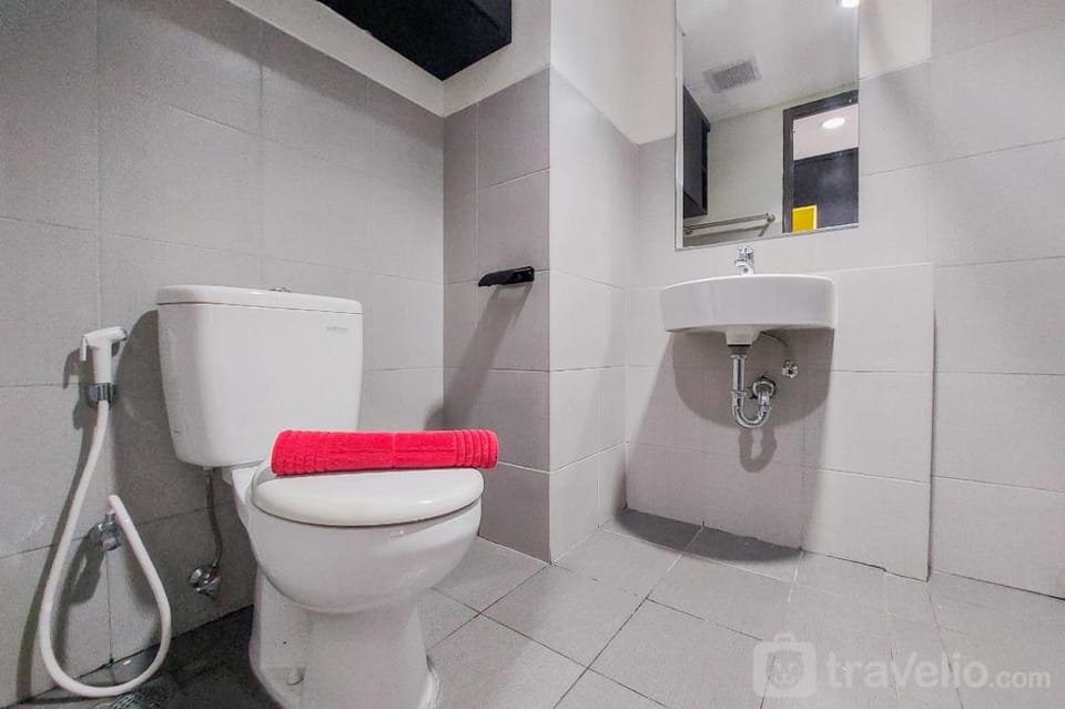 Nice and Cozy Studio at Bintaro Icon By Travelio Apartment in Jakarta