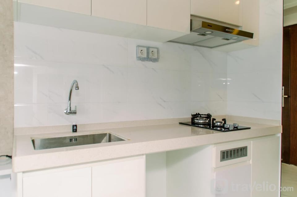 Nice and Comfy Studio at Sky House BSD By Travelio Apartment in West Java