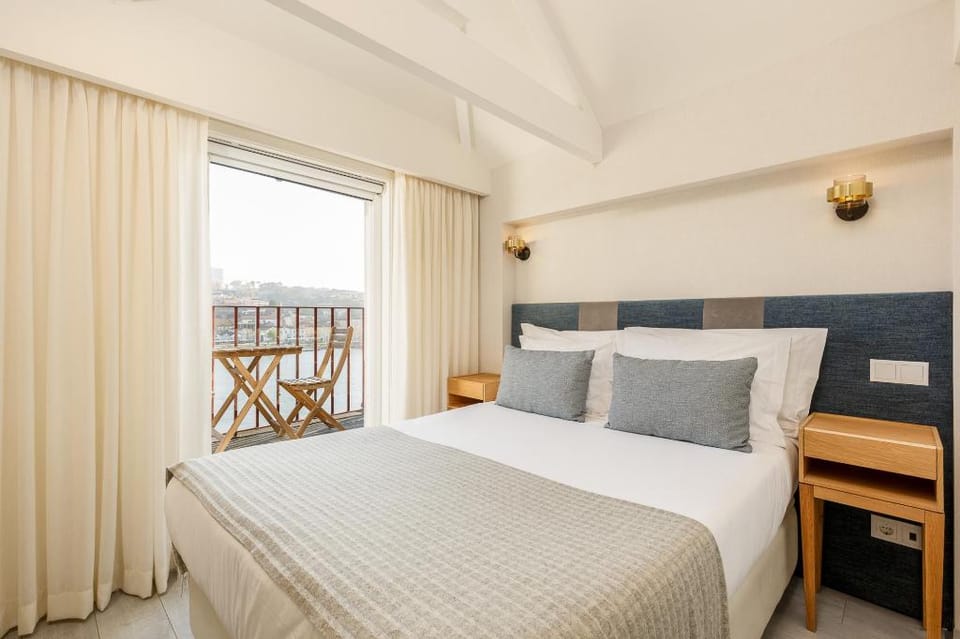 Ribeira Porto 3 in Oporto Apartment in Porto