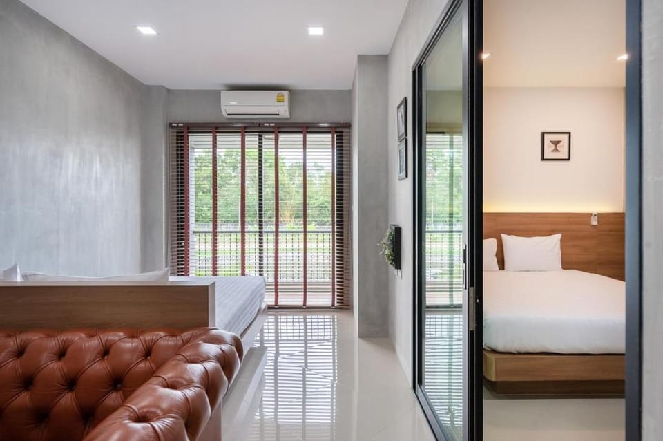 Grand Spacious Pool Villa - VVP34.1 (max 40 pax) Villa in Pattaya City