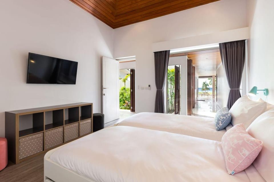 Beachfront Family 5BR Villa (Natai)-VVPHU14.4 Villa in Khok Kloi