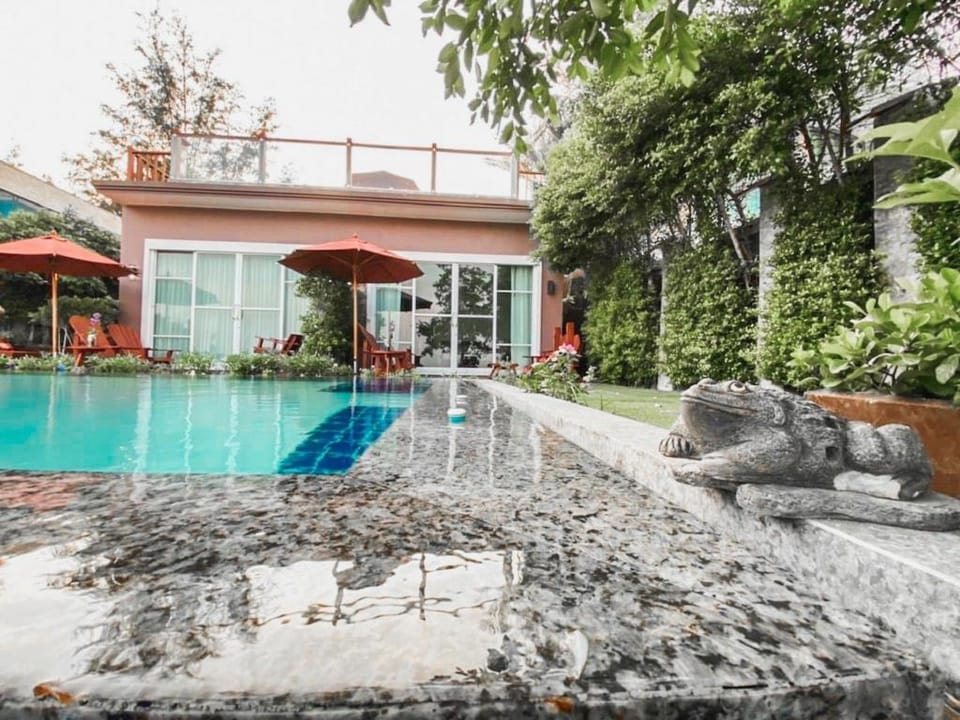 Beachfront (Khao Kalok) Pool Villa 8BR -VVH25.3 Villa in Prachuap Khiri Khan, Thailand