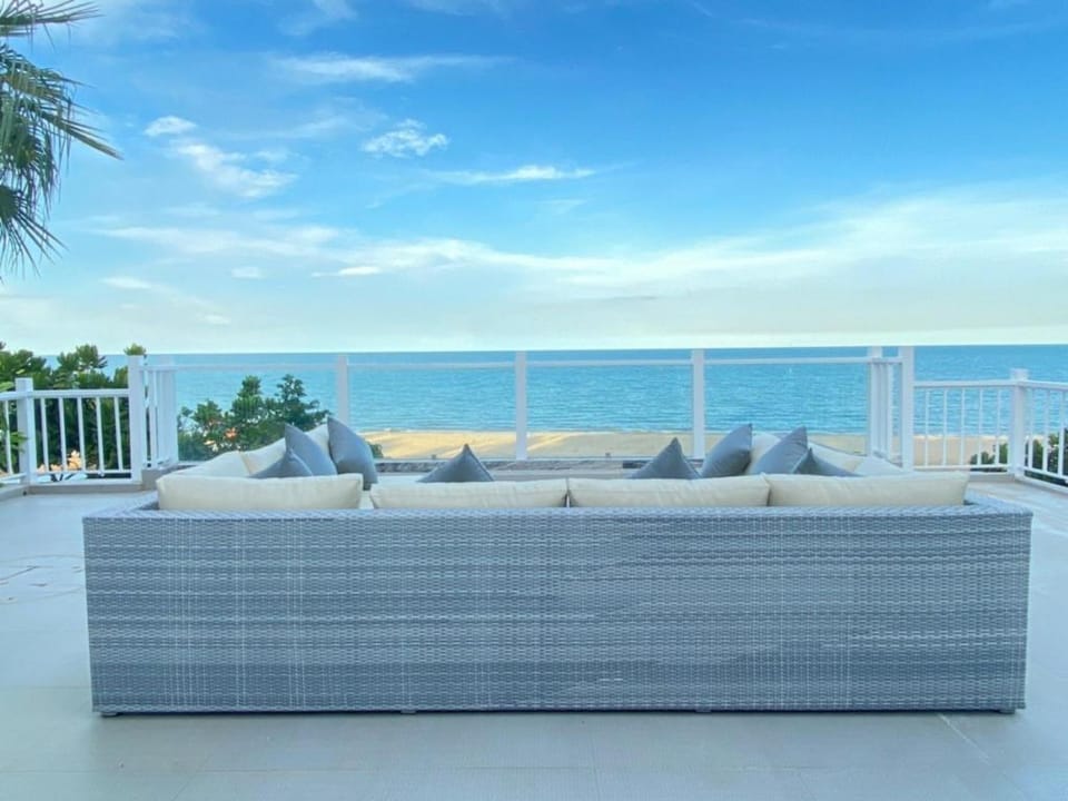 Beachfront (Khao Kalok) Pool Villa 8BR -VVH25.3 Villa in Prachuap Khiri Khan, Thailand