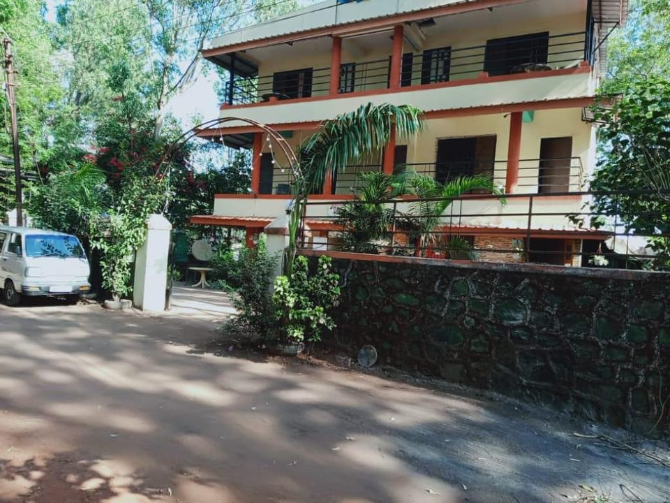 Aruna House  Vacation rental in Maharashtra