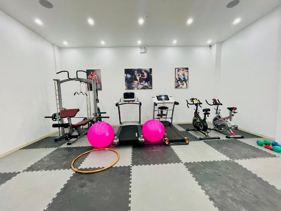 Căn hộ  hiện đại có bể bơi, gym và bi-da Apartment in Laos
