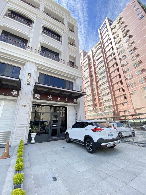 CHIZOZO左營高鐵包棟民宿 Vacation rental in Kaohsiung