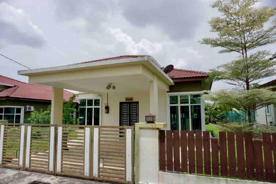 Cintaziela Homestay@ Cozy place to stay Vacation rental in Malaysia