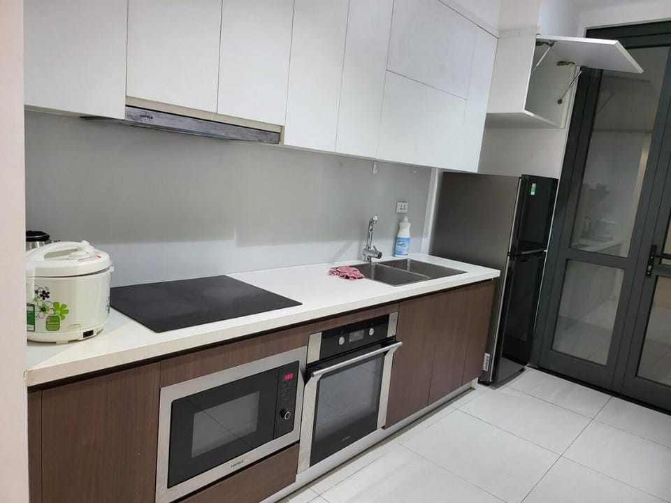 Modern 2BR Apartment in Long Bien Apartment in Laos