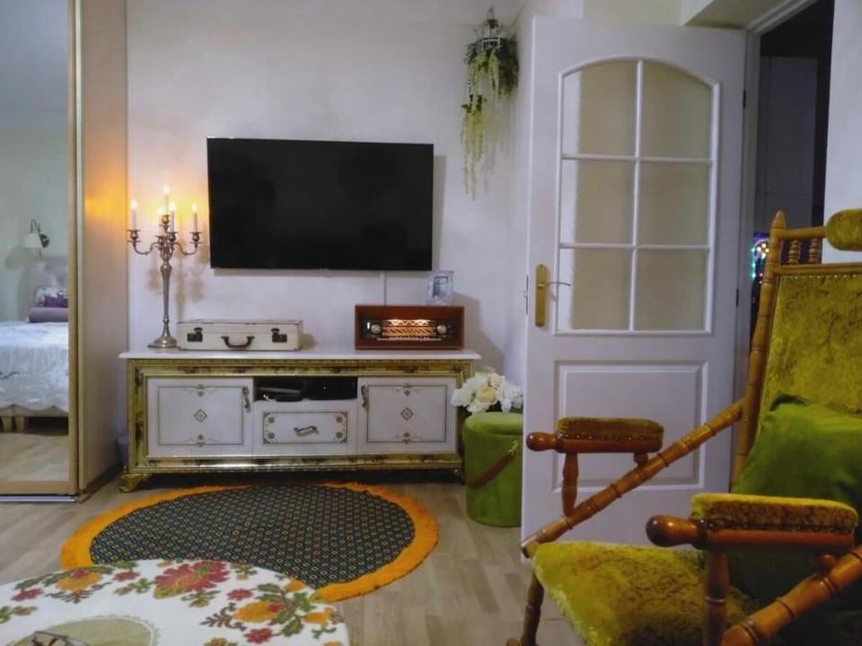 La Boheme-magic of past and present Riga + parking Apartment in Riga