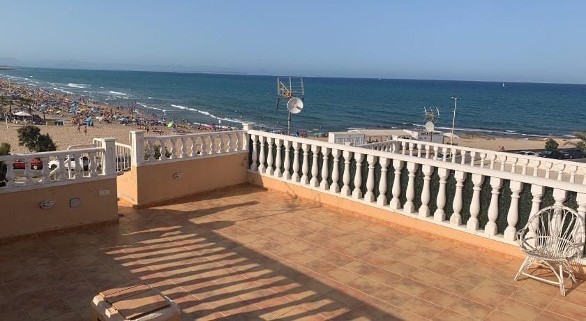 Beachfront Bungalow In La Mata, Torrevieja Vacation rental in Torrevieja