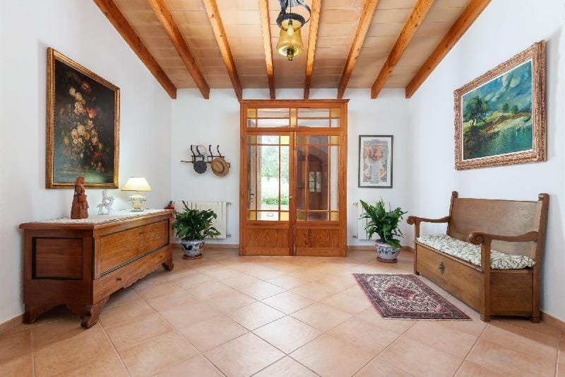CAN CARRIO - Great house in the middle of the idyllic Majorcan countryside a few km from the beach.  Apartment in Llevant
