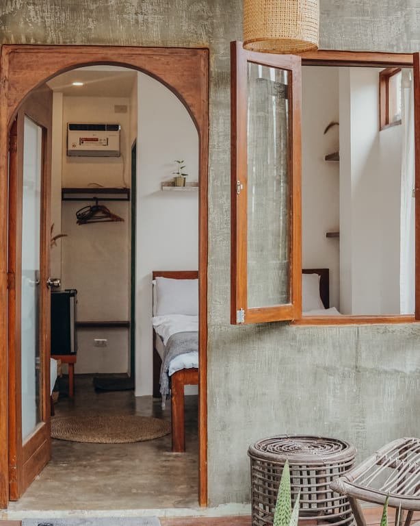 Couple's Island Nest | 2-5min to Surf | GardenView Apartment in General Luna