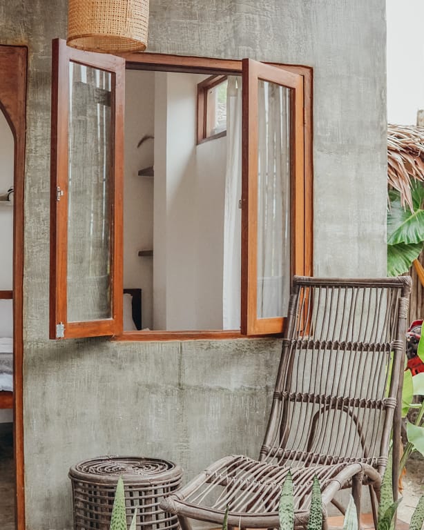 Couple's Island Nest | 2-5min to Surf | GardenView Apartment in General Luna