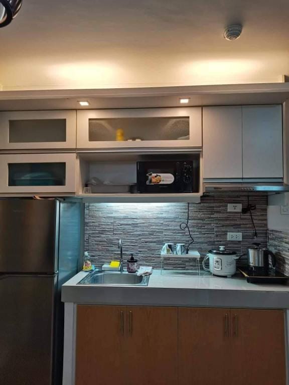 Fully furnished  2bdr condo 8spatial ma a Vacation rental in Davao City