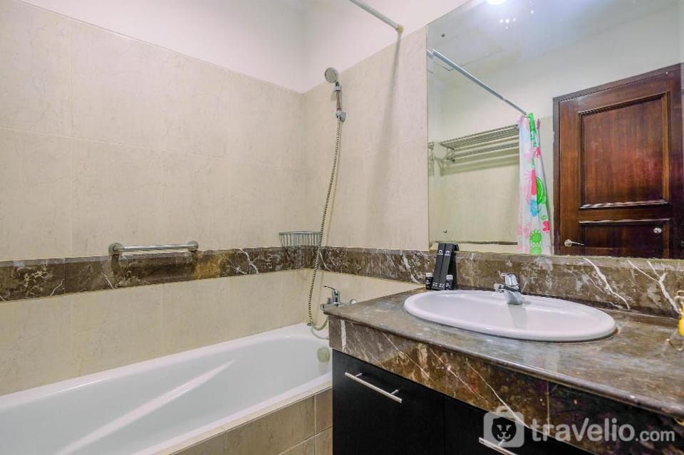 Fancy and Classic Studio at Bellezza By Travelio Apartment in South Jakarta City
