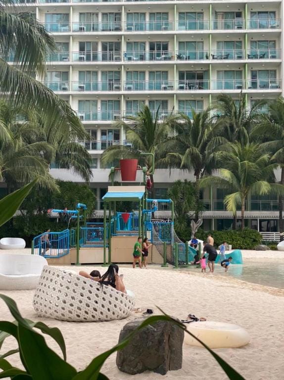 Azure Urban Resort by Z Staycation Apartment in Paranaque