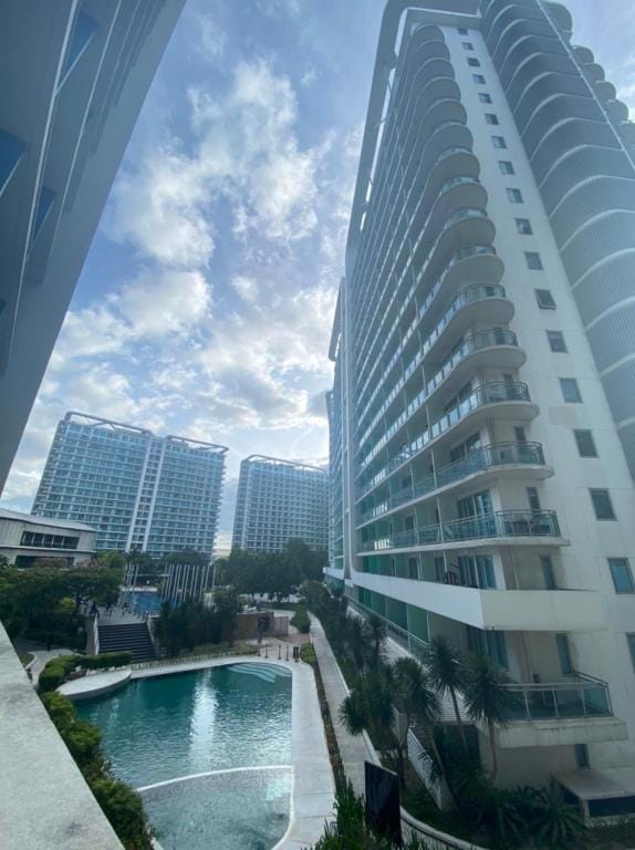 Azure Urban Resort by Z Staycation Apartment in Paranaque
