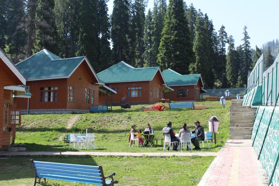 Water Vibe Resorts Doodhpathri Hotel in India
