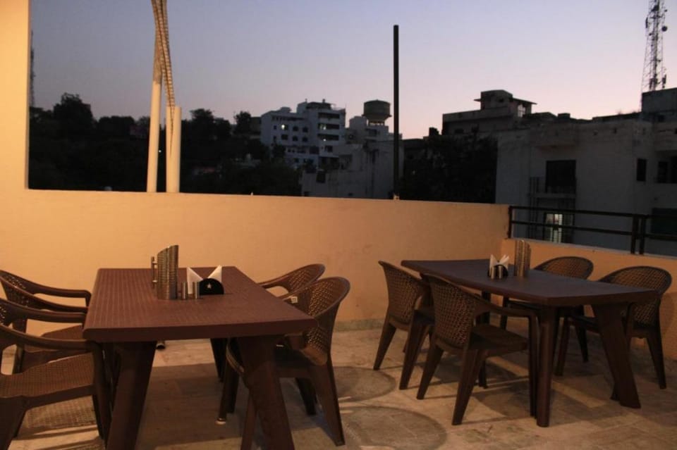 Maruti Group of Hotels - Shri Naman Hotel in Rajasthan