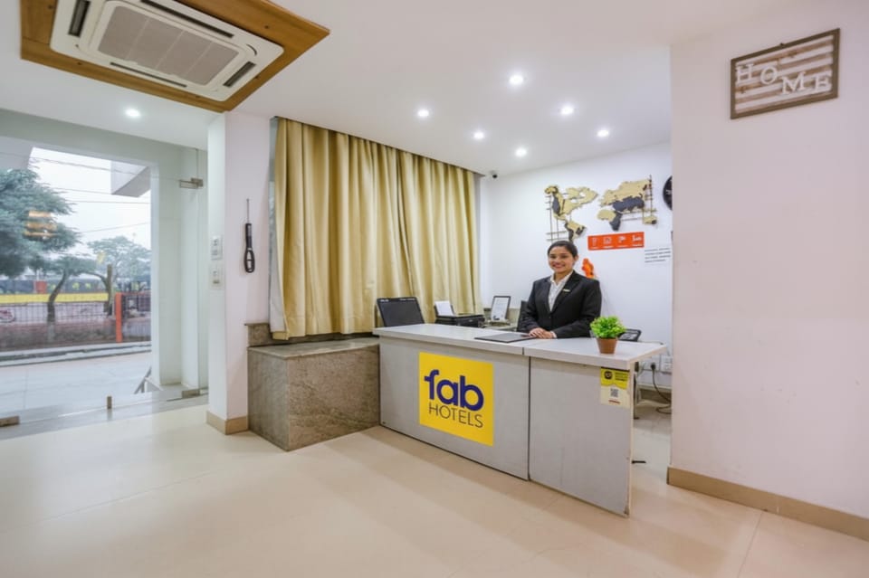 FabHotel Taj Home Stay Hotel in Delhi