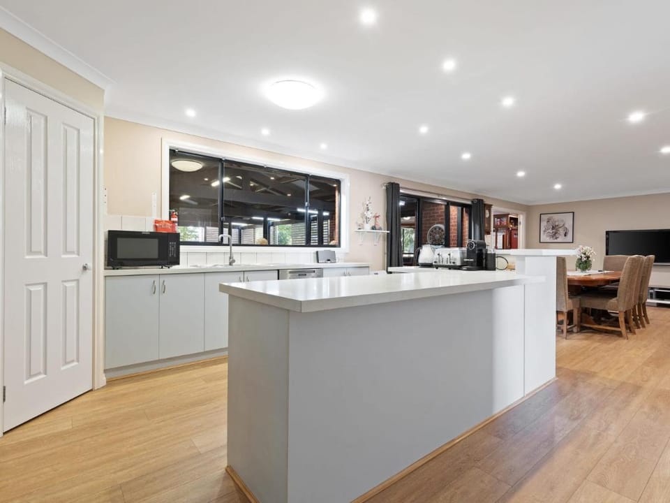 5BR Family & Pet Friendly Retreat Vacation rental in Ballarat