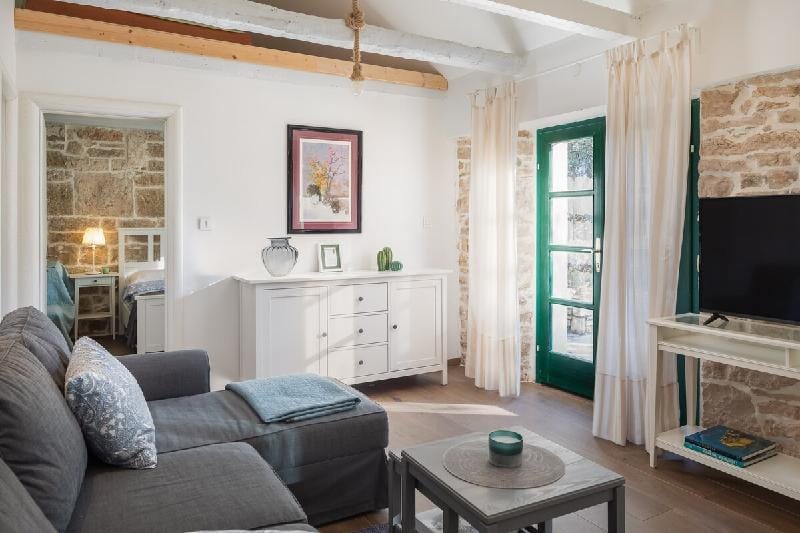 Agroturizam Perica - 1 room apartment in NP Krka Apartment in Šibenik-Knin County, Croatia