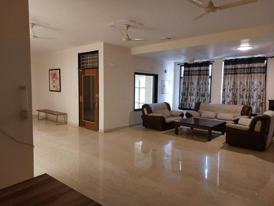 Aanandam Villa Vacation rental in Noida