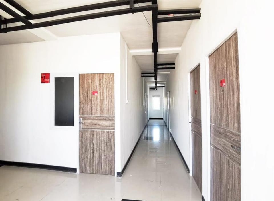 SBY Residence by ecommerceloka Hotel in Surabaya