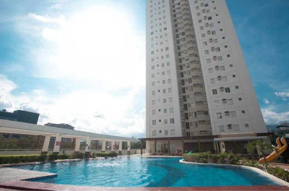 Pawie's Sweet Escape w/ King-sized Bed in IT Park. Vacation rental in Lapu-Lapu City