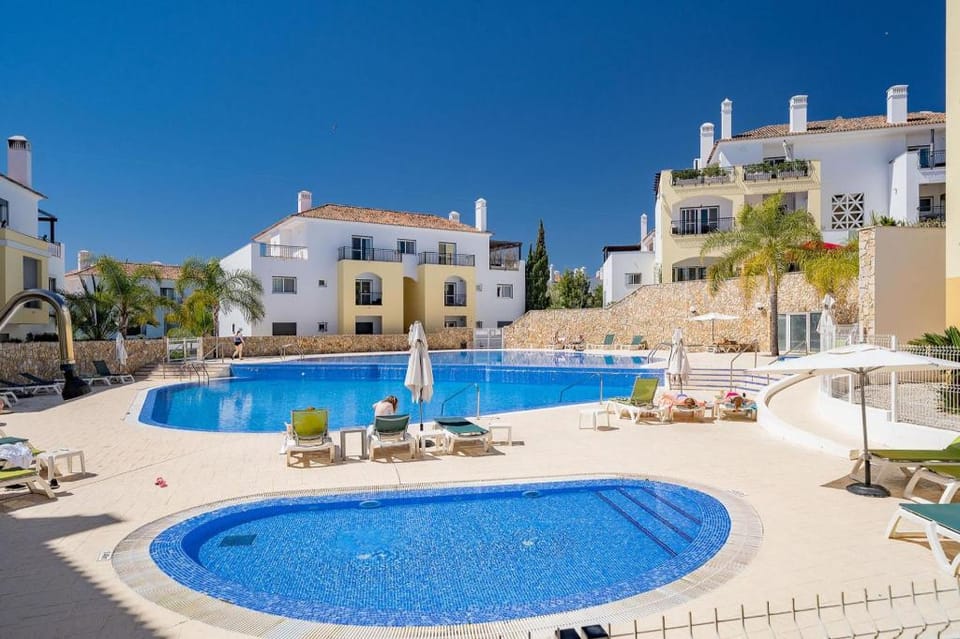 Modern Cabanas de Tavira Apartment, Ideal Homes Apartment in Cabanas de Tavira